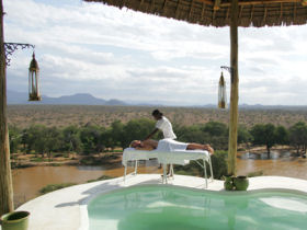 Luxury honeymoon safari in Kenya
